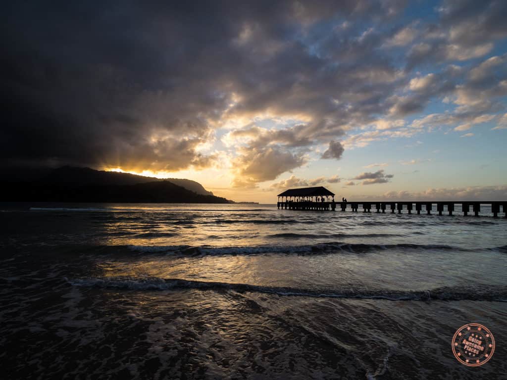 best places to stay in kauai hanalei bay at sunset