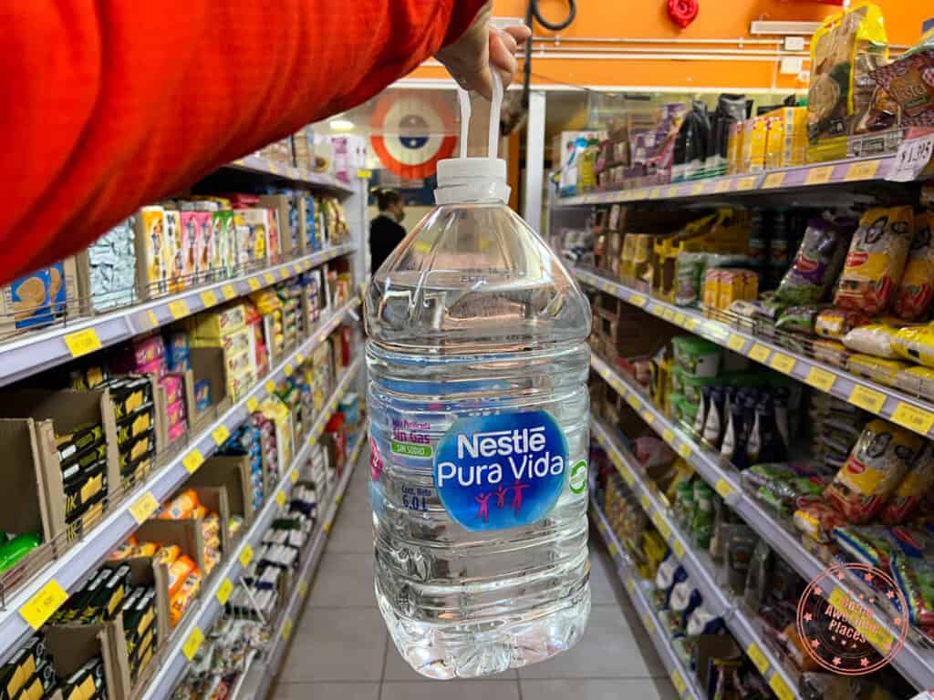 6l jug of water for atacama desert