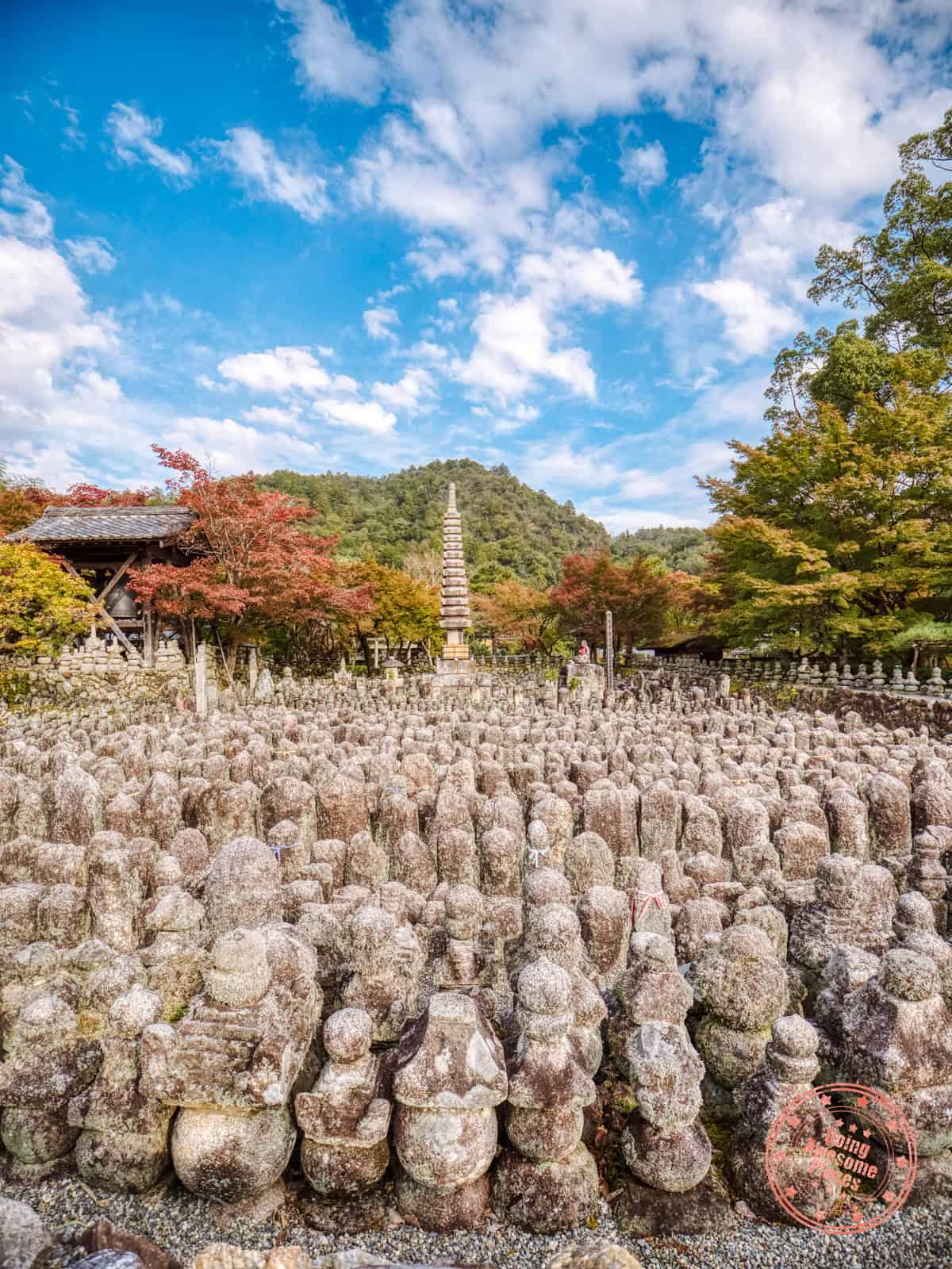 adashino nenbutsuji temple lonely soul statues