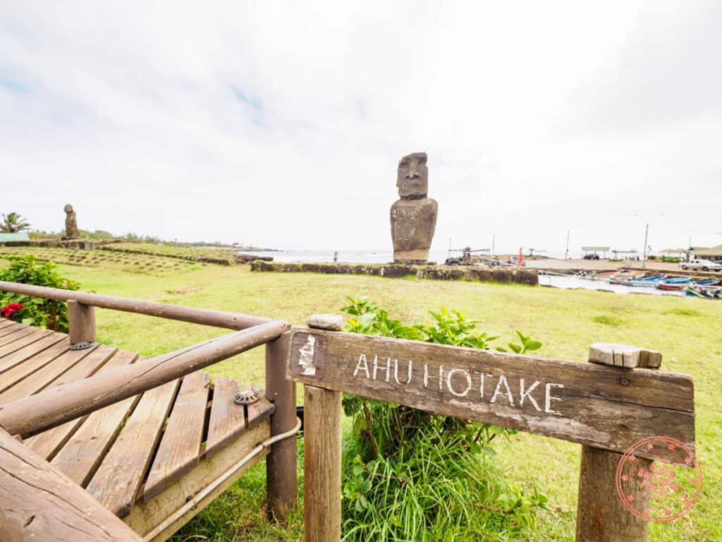 ahu hotake hanga roa easter island