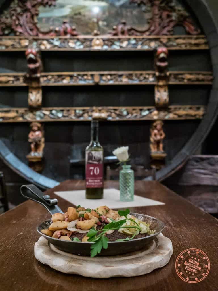 bremer ratskeller labskaus traditional dish