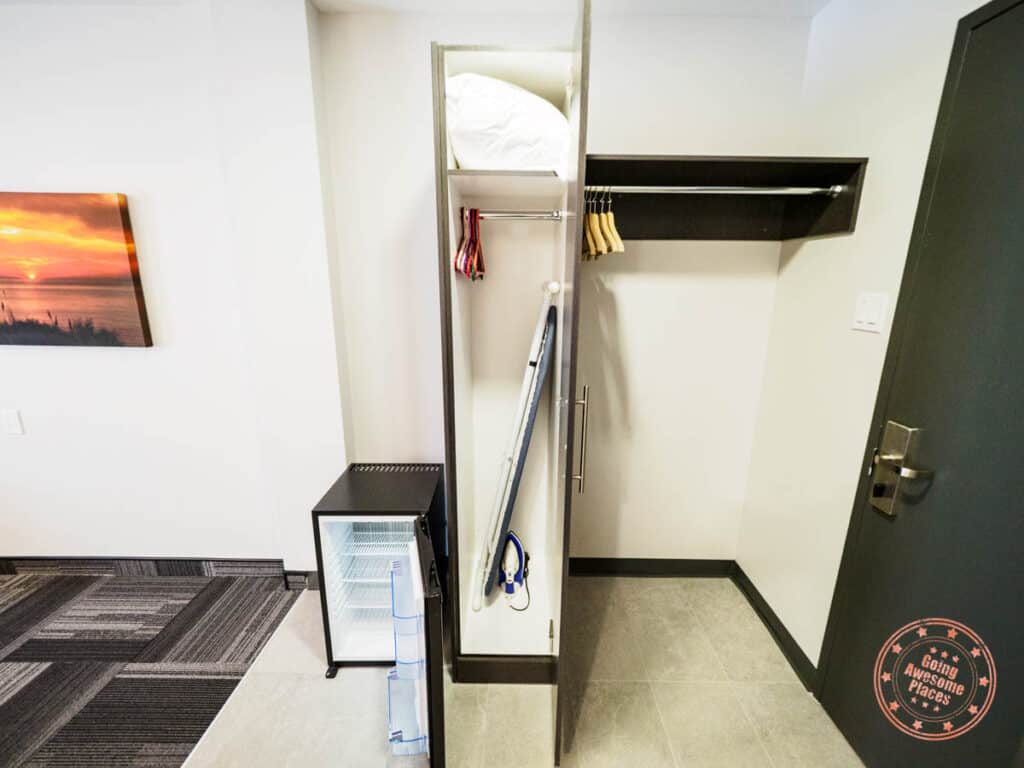 chateau madelinot room closet hangers mini fridge