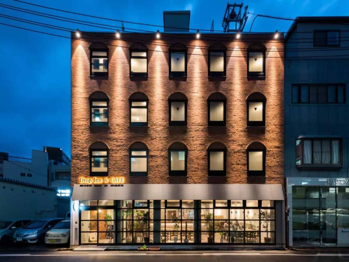 front exterior view of drop inn tottori