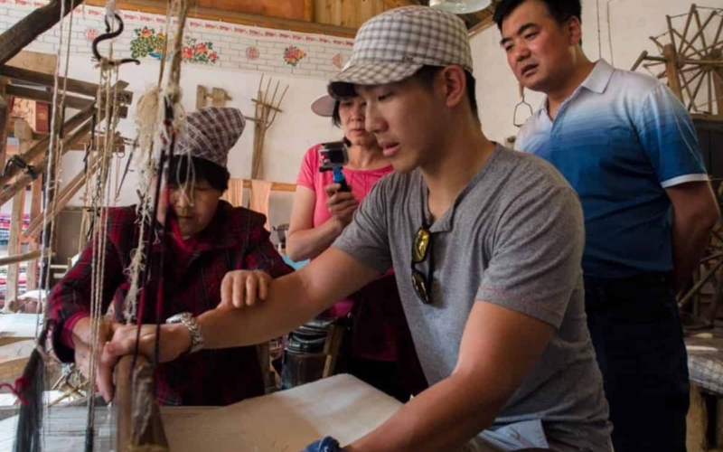 exploring the tomb of emperor jingdi and yuan jia cun featured