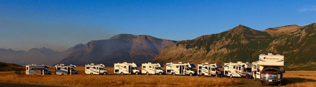 a line of rvs from fraswerway rental company in ontario