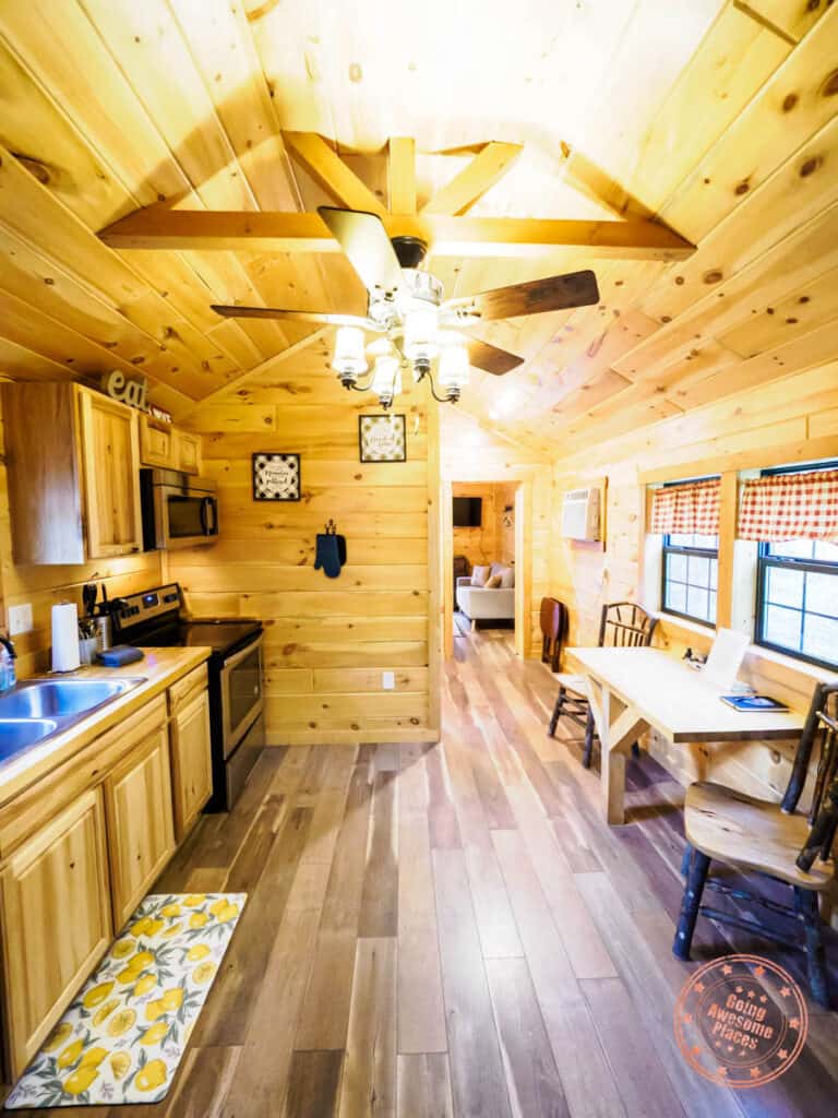ginas great getaways sweet pea tiny home interior