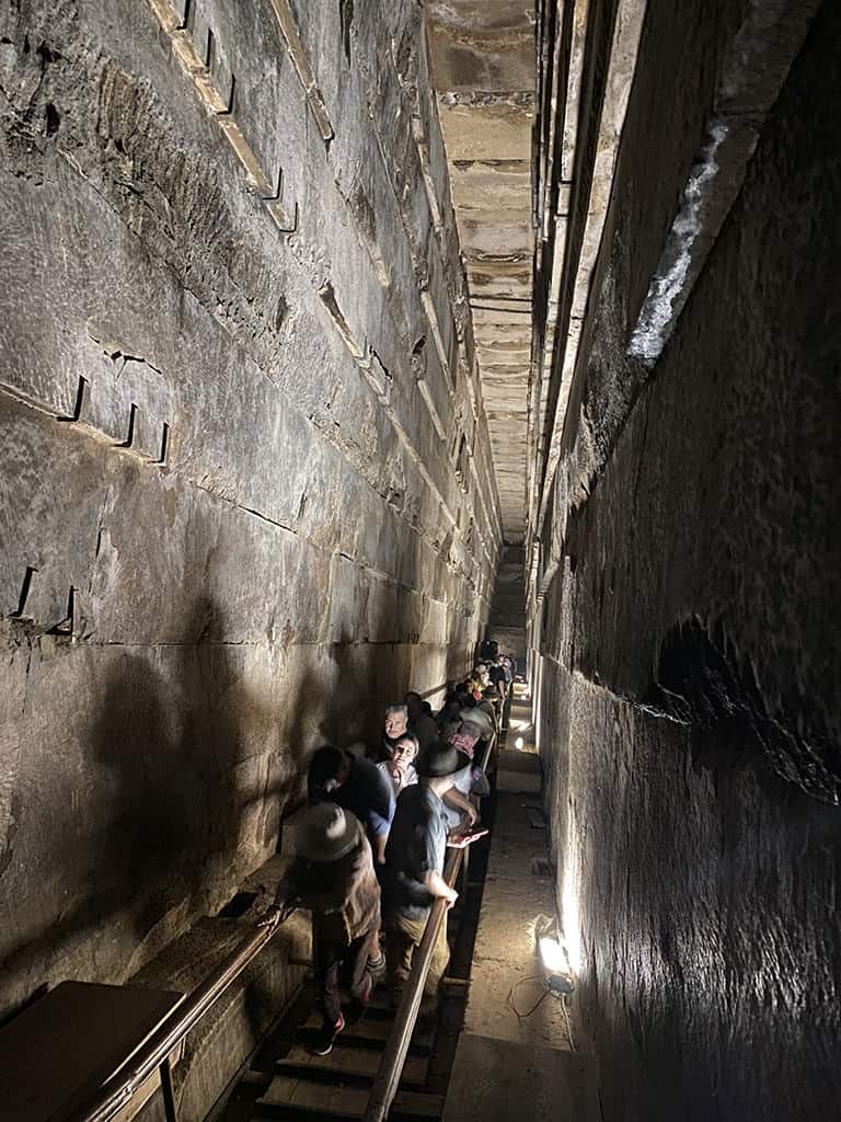 grand gallery staircase great pyramid of giza