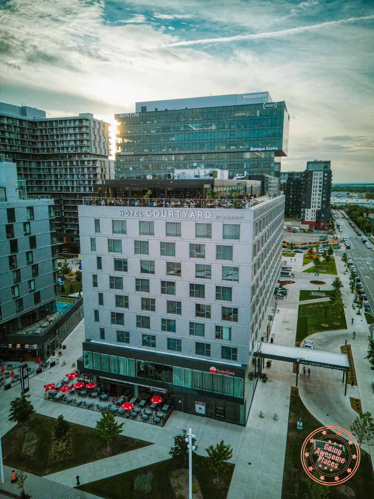 hotel courtyard montreal laval's terasse cielo rooftop restaurant aerial