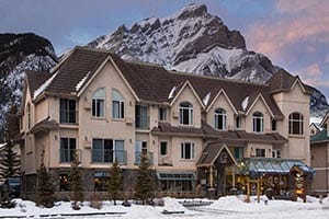 irwin's mountain inn hotel in banff