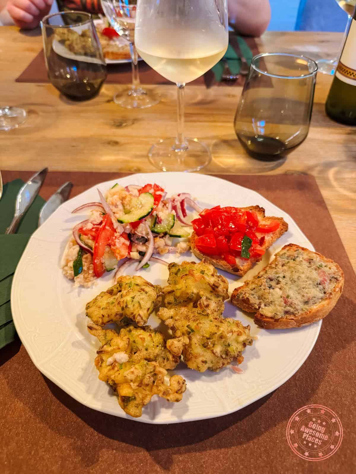 italian cooking class in villa appetizers on dish