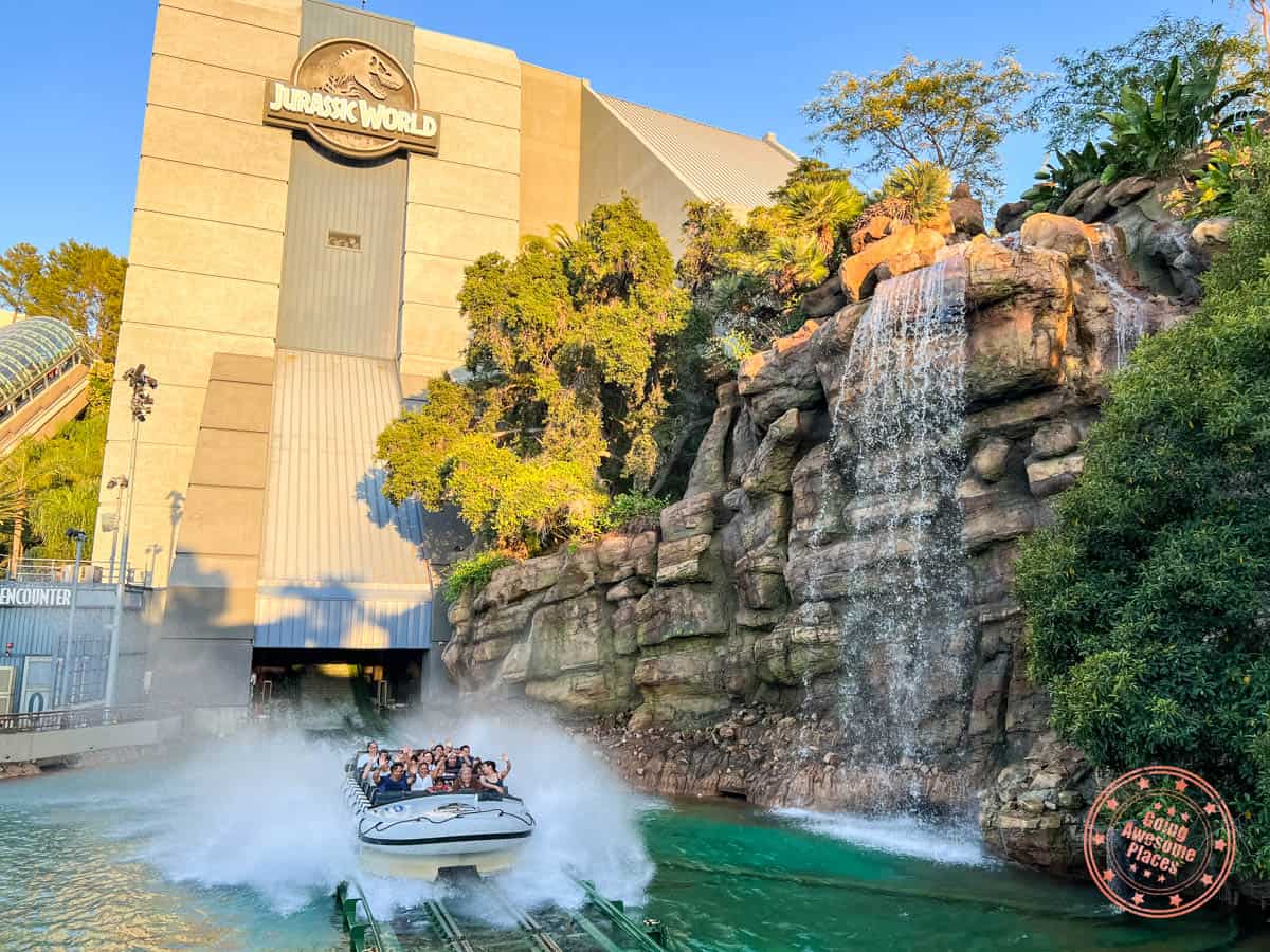 jurassic world universal studios hollywood tips splash