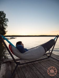 kammok arctos ultralight quilt at sunset