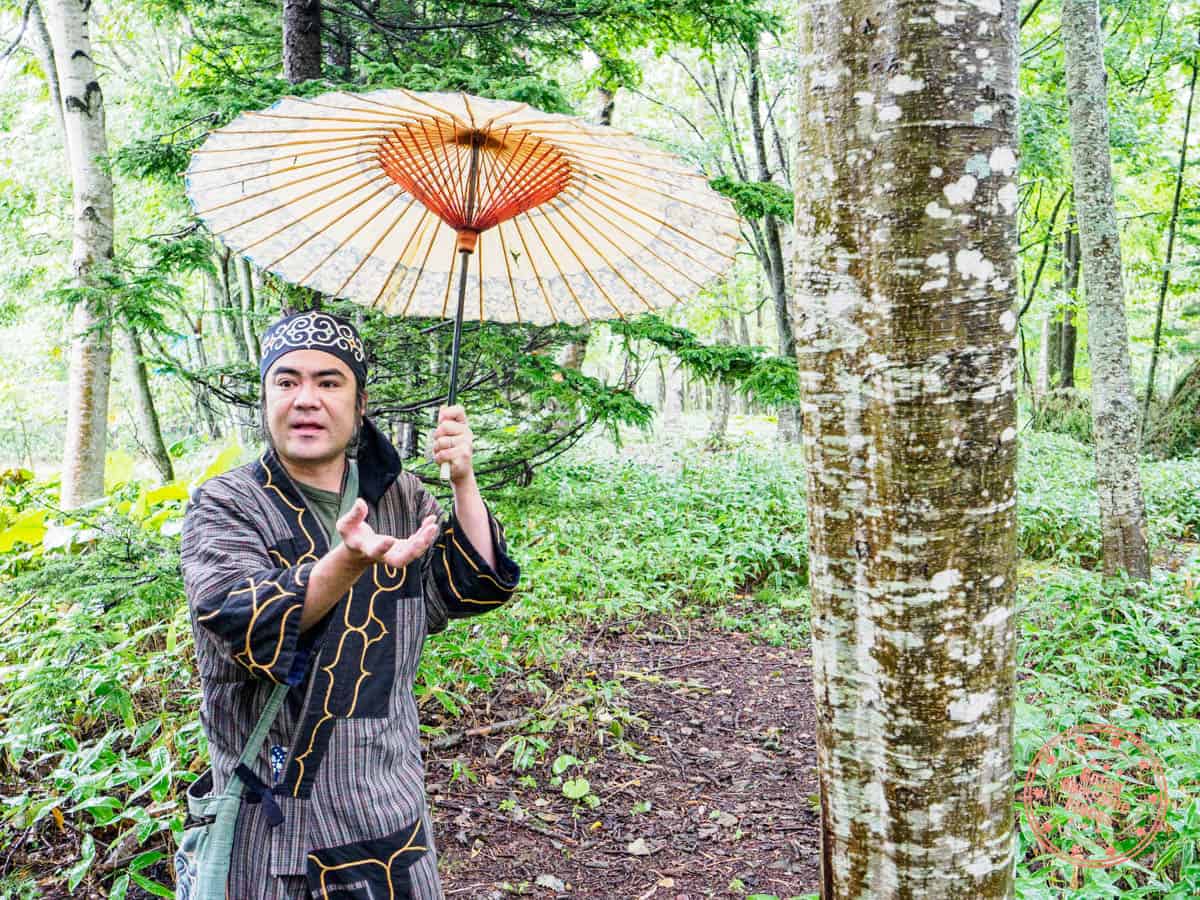 kengo san ainu nature walk experience in lake akan hokkaido