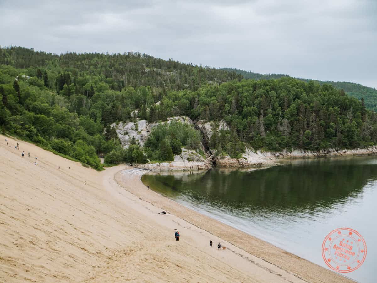 les dunes in tadoussac view from the top of the park