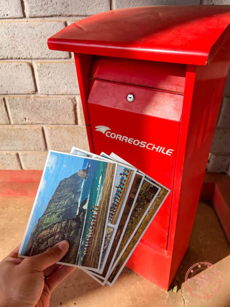 mailing postcards at correoschile on easter island