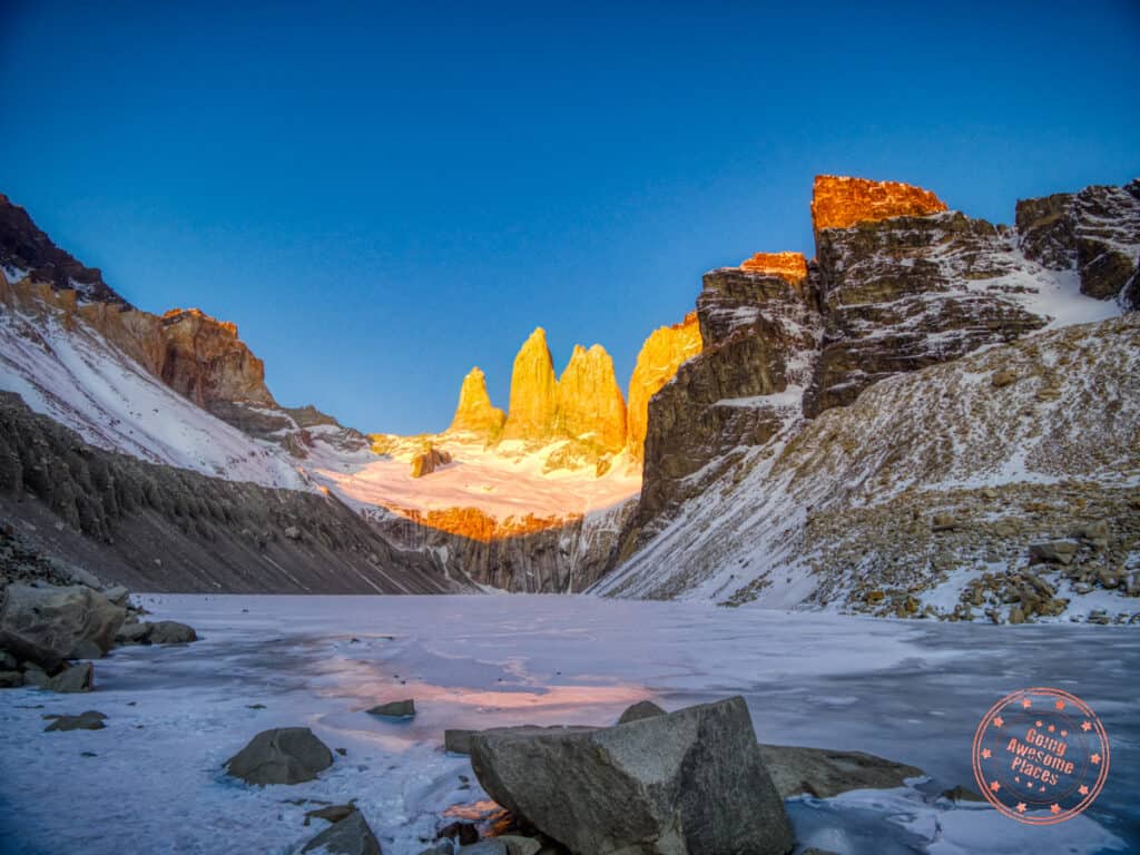 mirador base las torres hike sunrise view