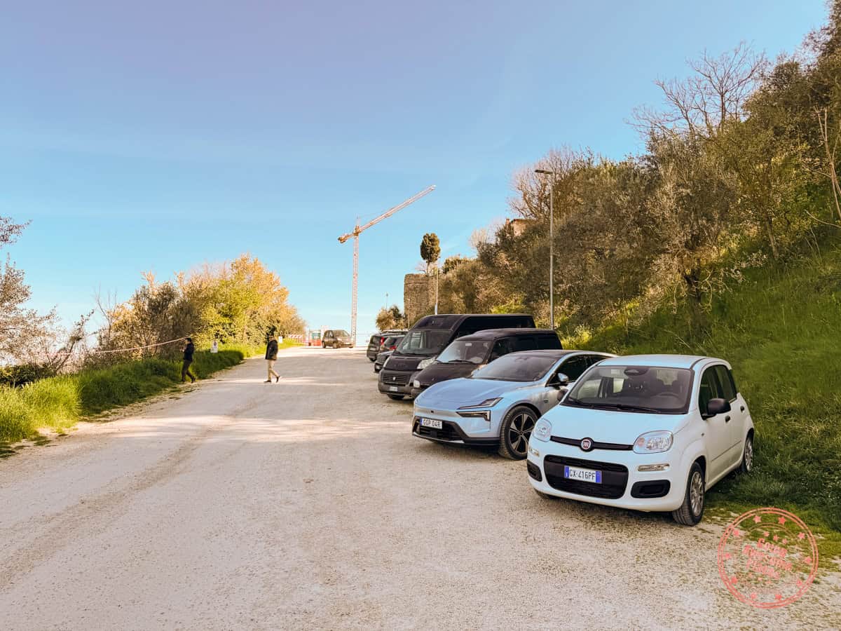 montepulciano free parking location