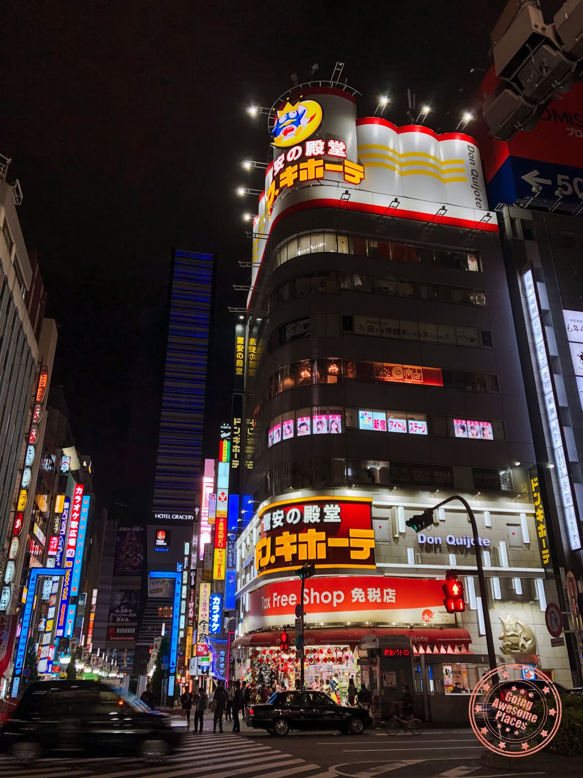 nighttime donki storefront in tokyo