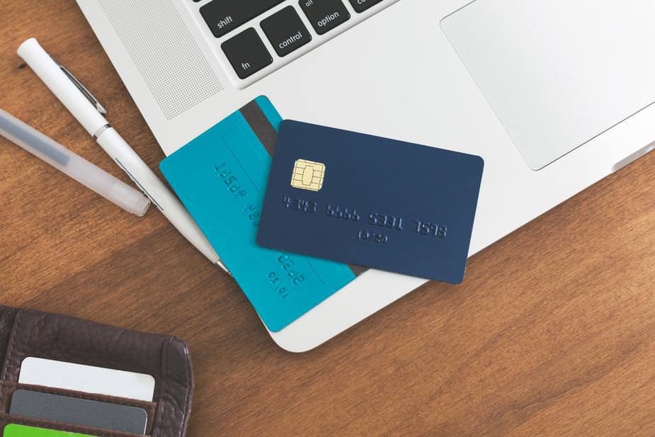 best canadian credit cards for travel hackers