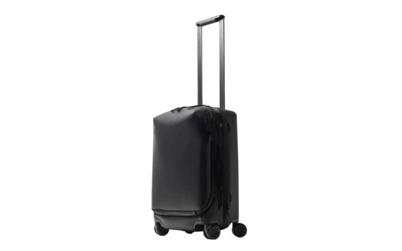 peak design roller pro carry on suitcase in black color