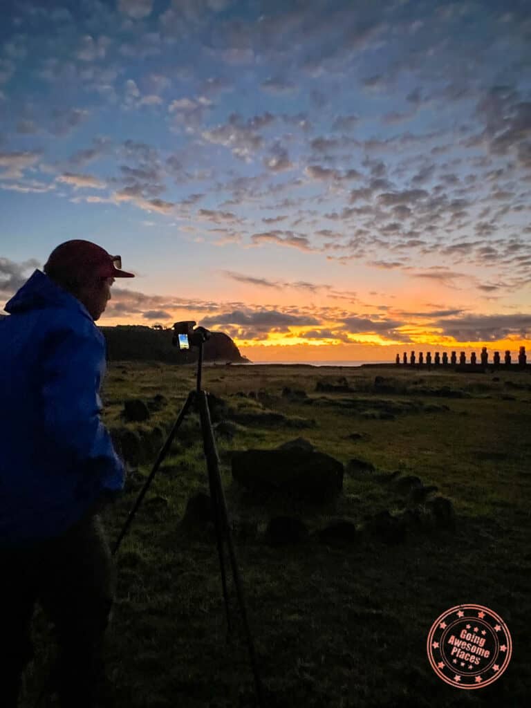 photographing tongariki sunrise on easter island