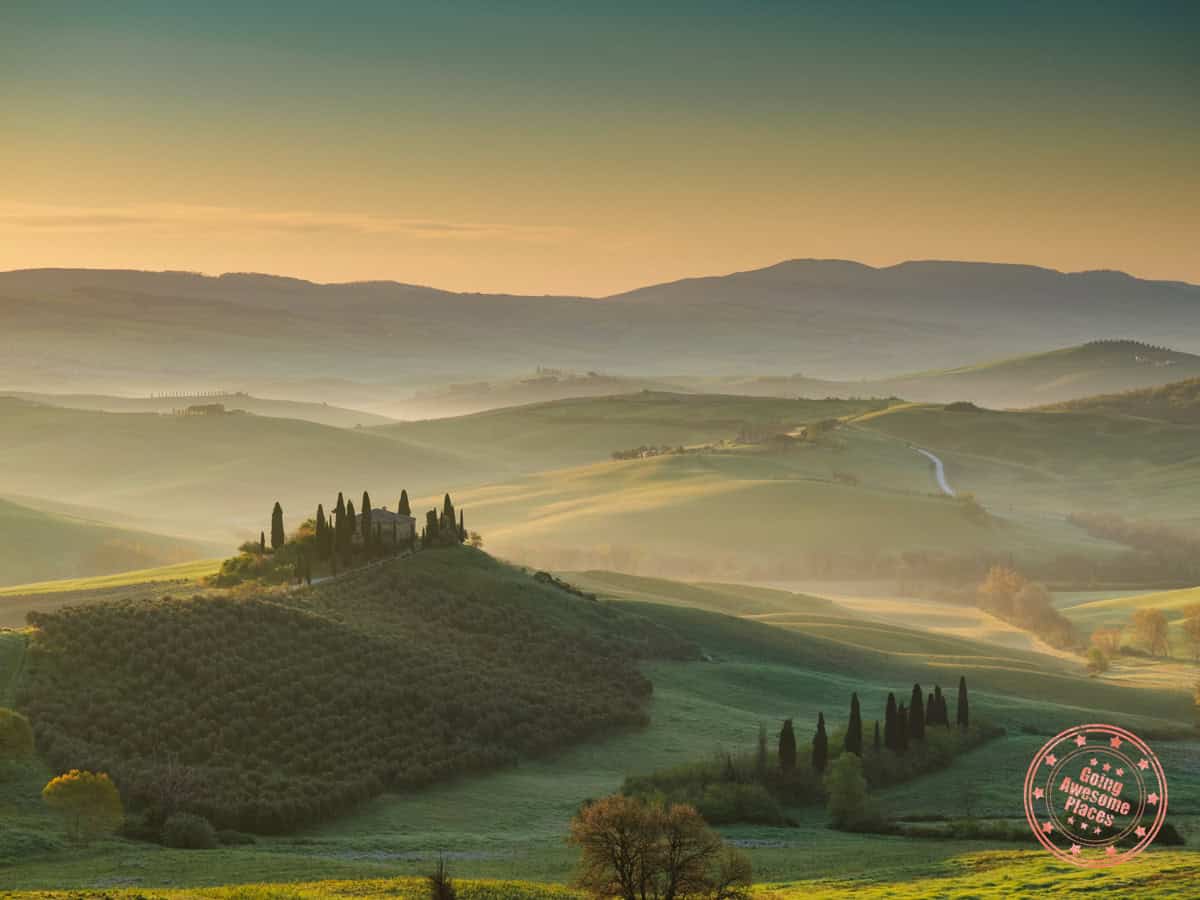 podere belvedere iconic tuscany villa sunrse photography