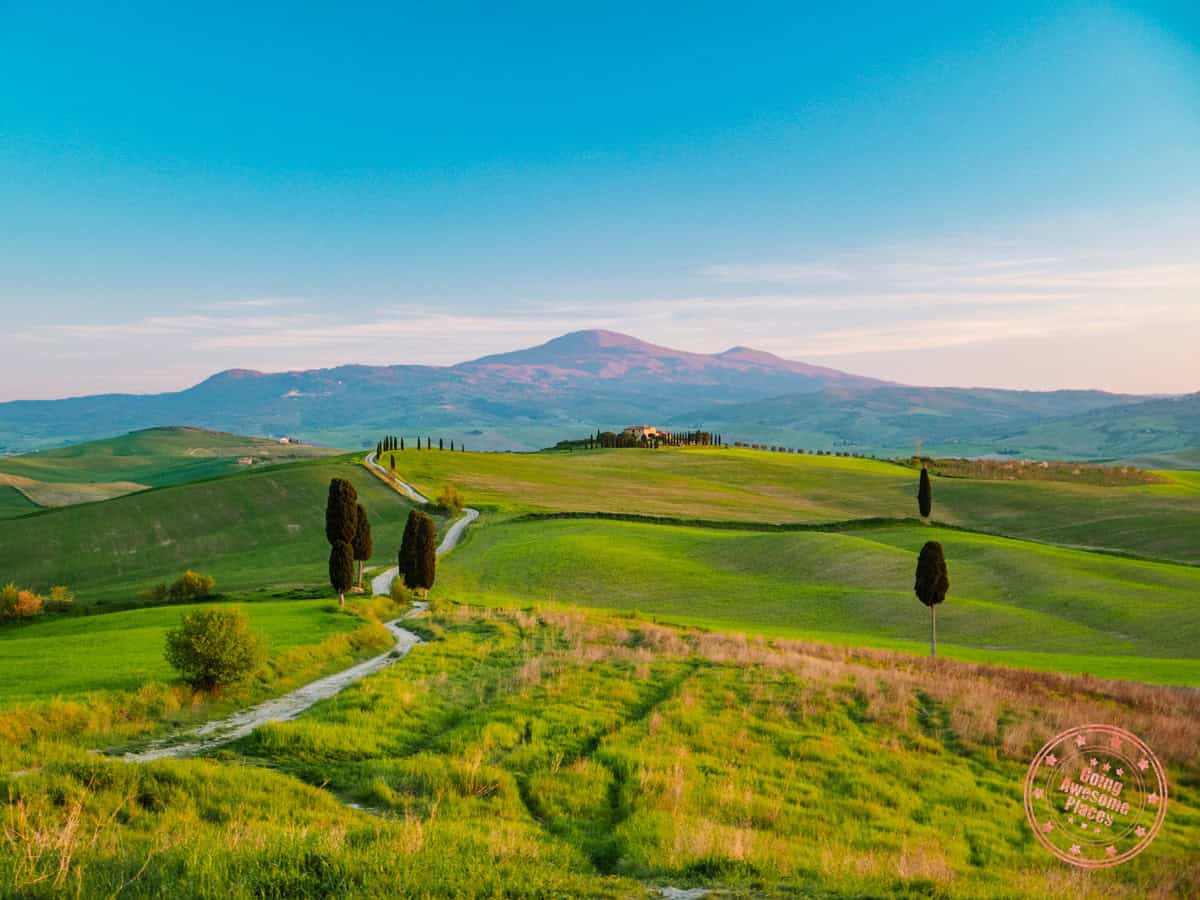 podere terrapille sunset scene in pienza