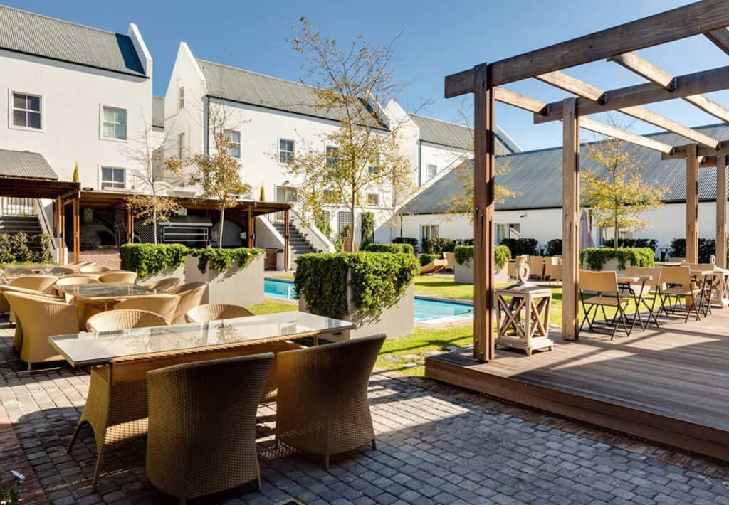 protea hotel cape town durbanville courtyard exterior