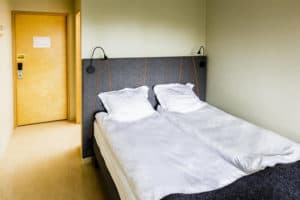 reykjavik city hi hostel private bedroom