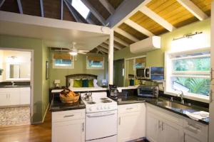 where to stay oahu romantic ocean view guesthouse 