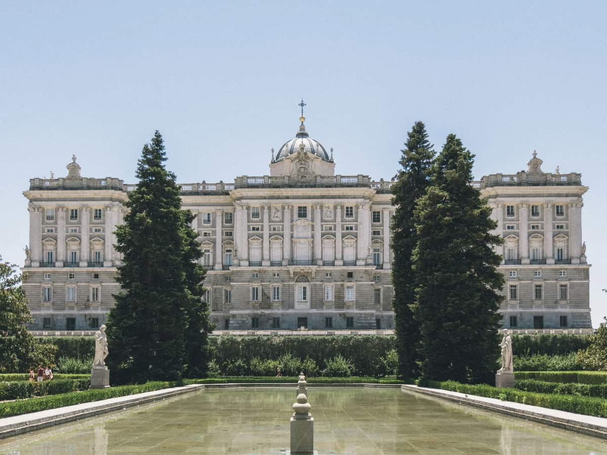 gardens at the royal palace of madrid