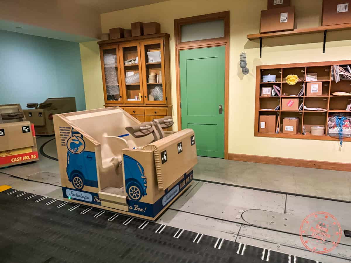 secret life of pets ride cart at universal studios hollywood
