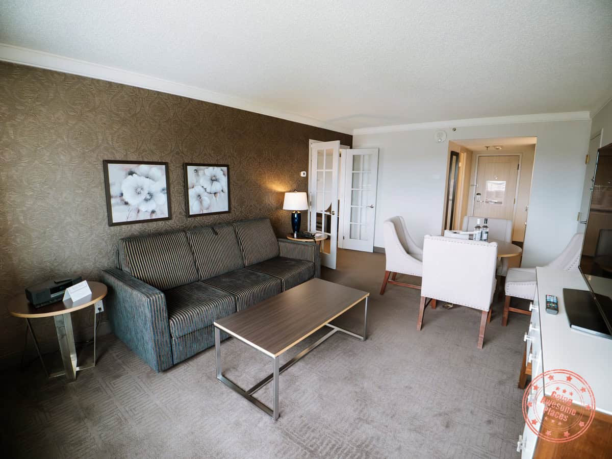 sheraton laval suite living room interior
