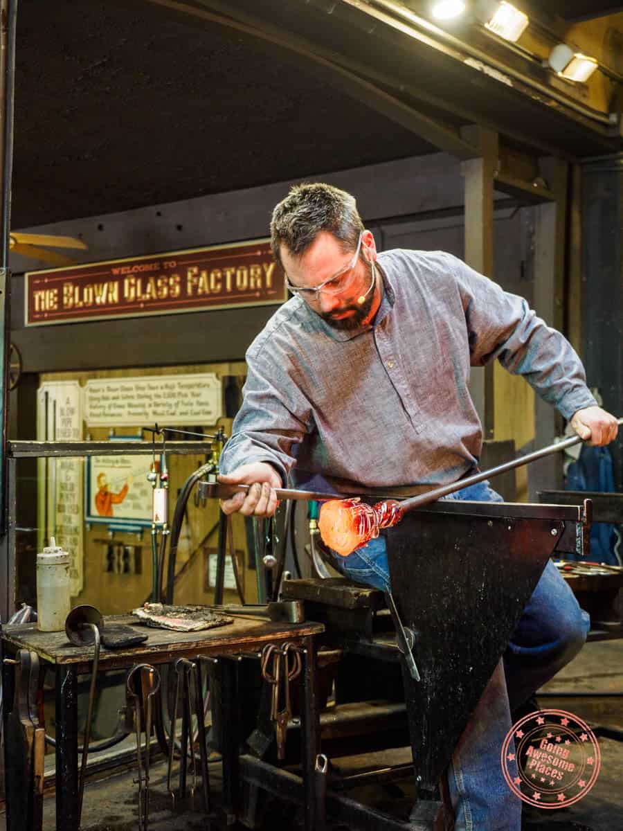 silver dollar city blown glass factory craftsmen demonstration