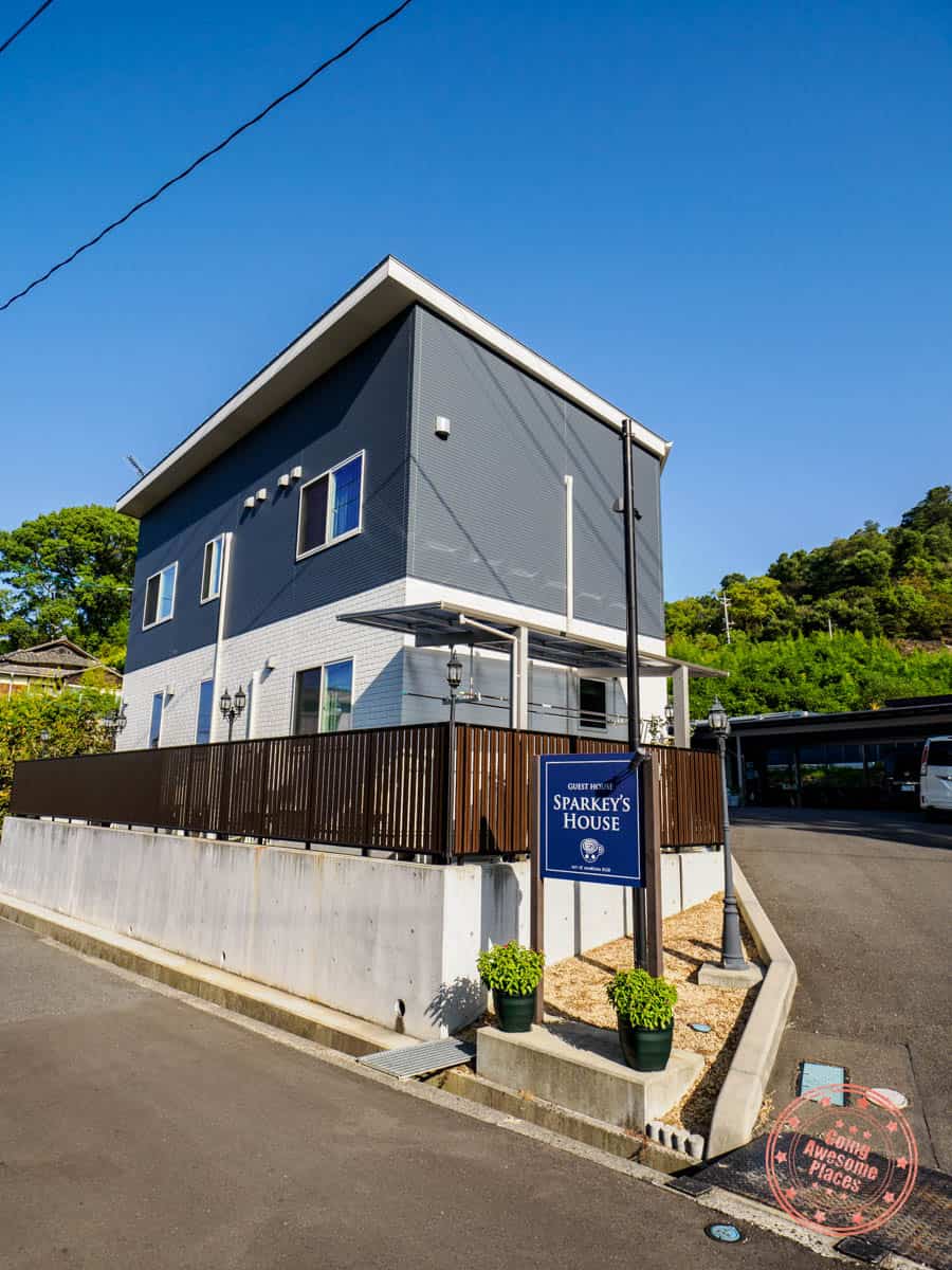 sparkys house accommodation on naoshima island