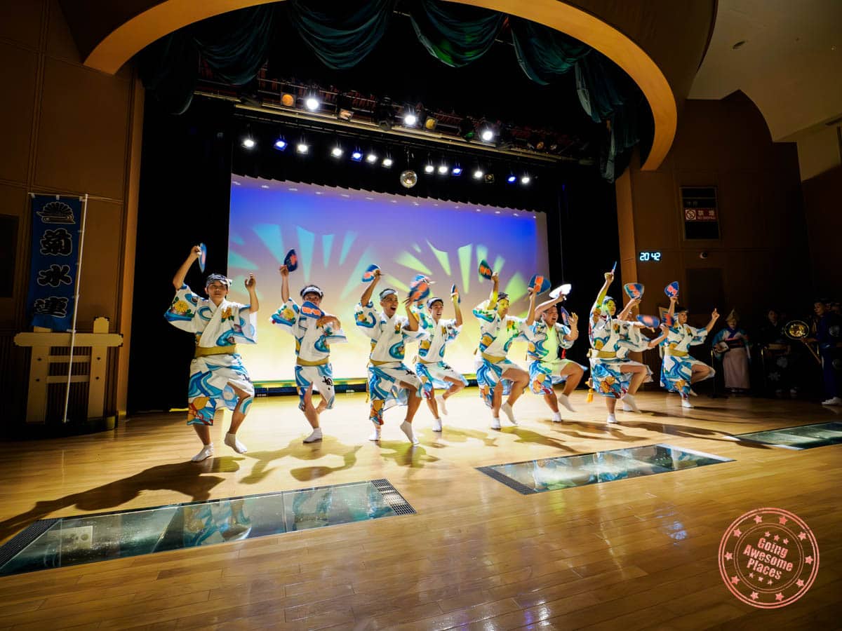 tokushima awa odori kaikan performance in shikoku