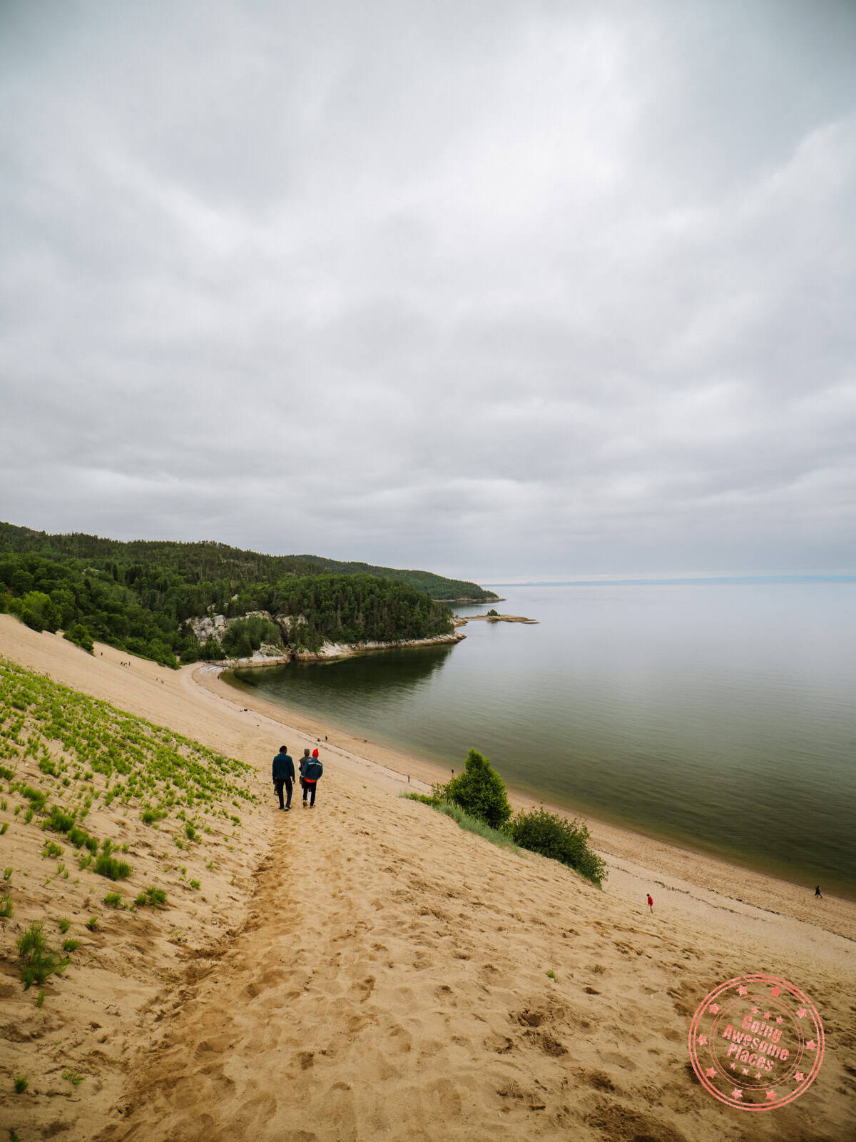 walk down the dunes in tadoussac
