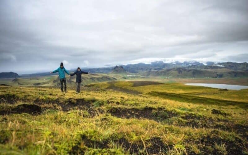 what to wear in iceland featured