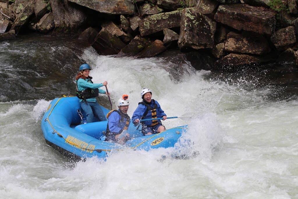 wildwater nantahala river rafting in north carolina smoky mountains itinerary
