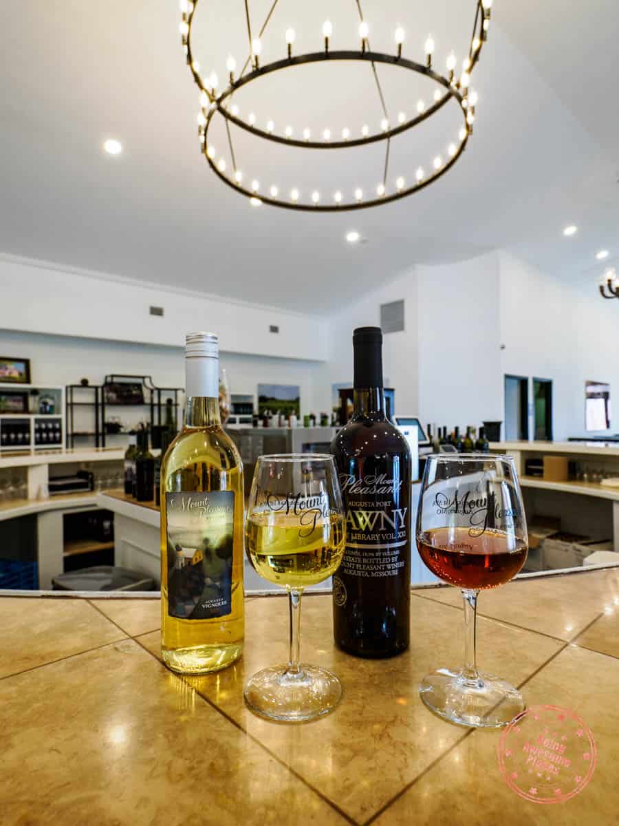 wine tasting mount pleasant estates in augusta missouri